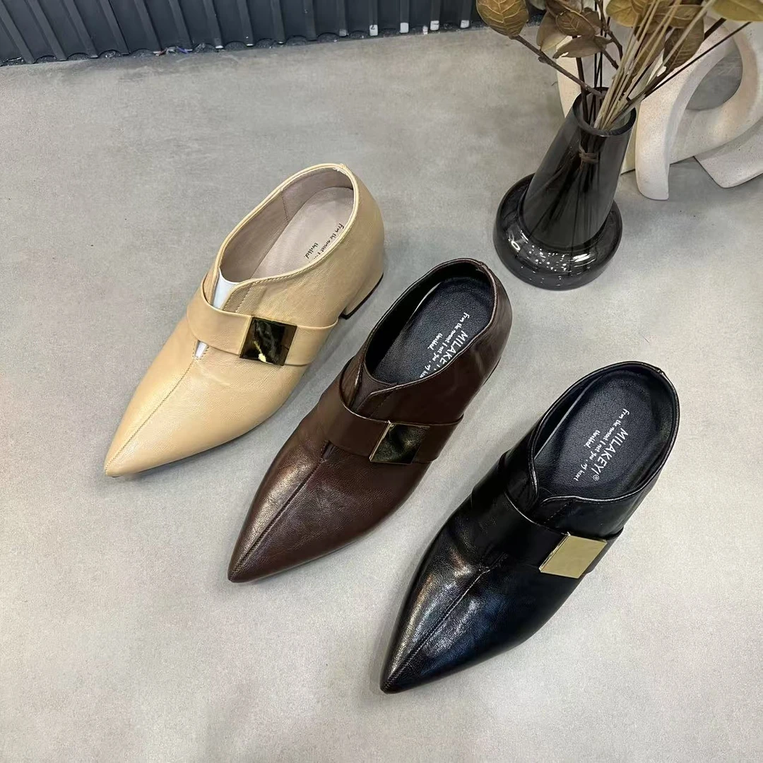 7CM 2025年秋冬新款爆款金属扣通勤法式气质日常百搭轻奢尖头单鞋