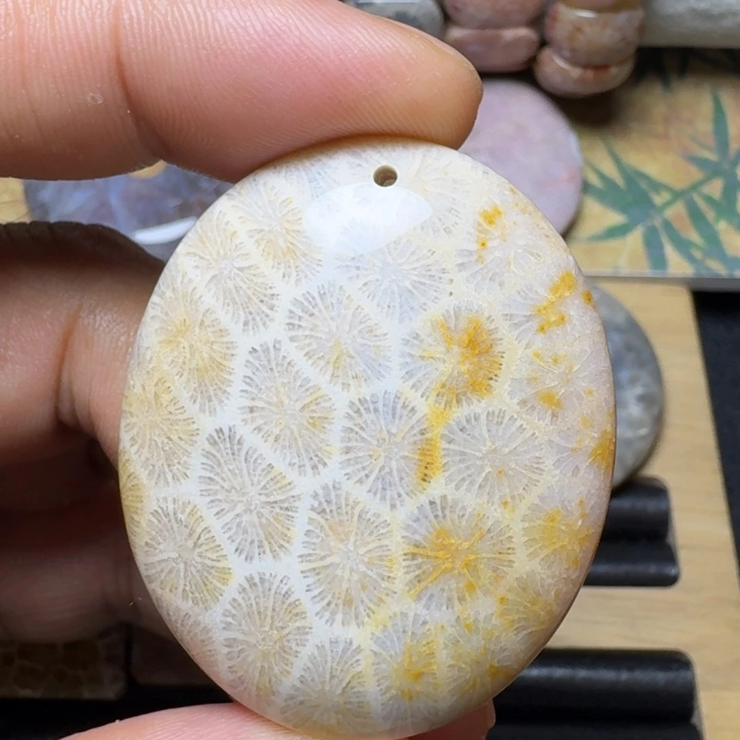 硅化玉纯天然色有机玉石保真色未镶嵌一心一意一辈子牵牛花