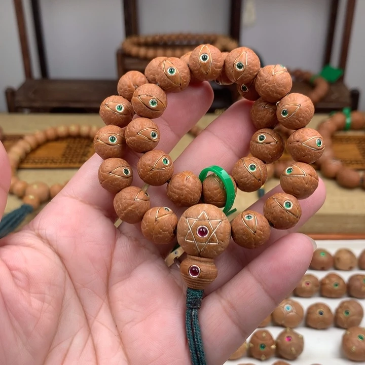 ****z凤眼菩提吊坠手持