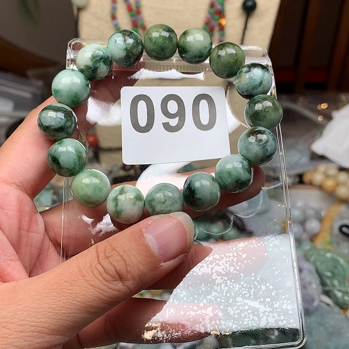 翡翠颈饰未镶嵌仙****8翡翠