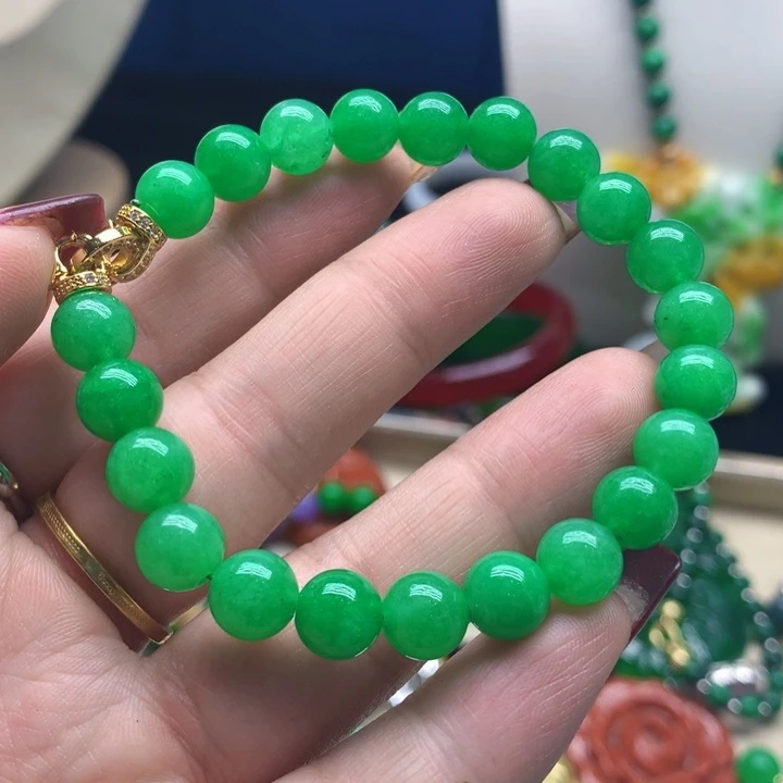 翡翠颈饰未镶嵌吊坠