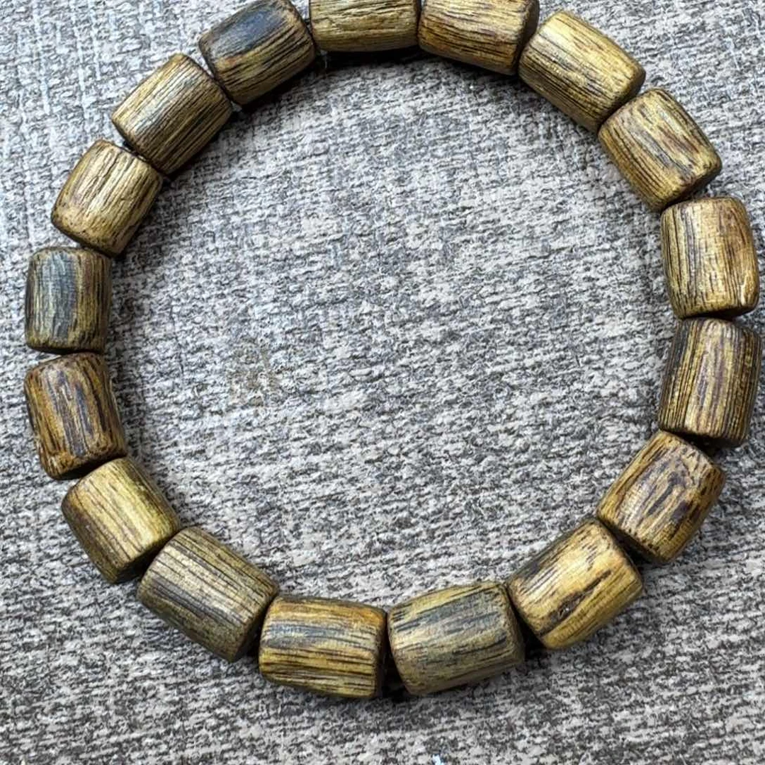 沉香碎屑沉香棋楠树心桶珠0.9/8.8