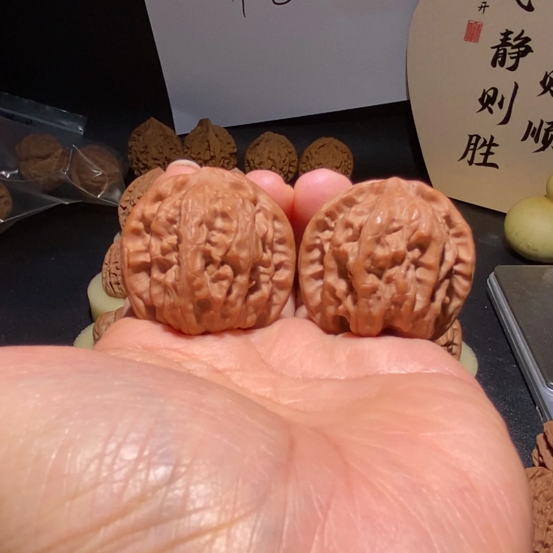 文玩核桃吊坠磐石38+