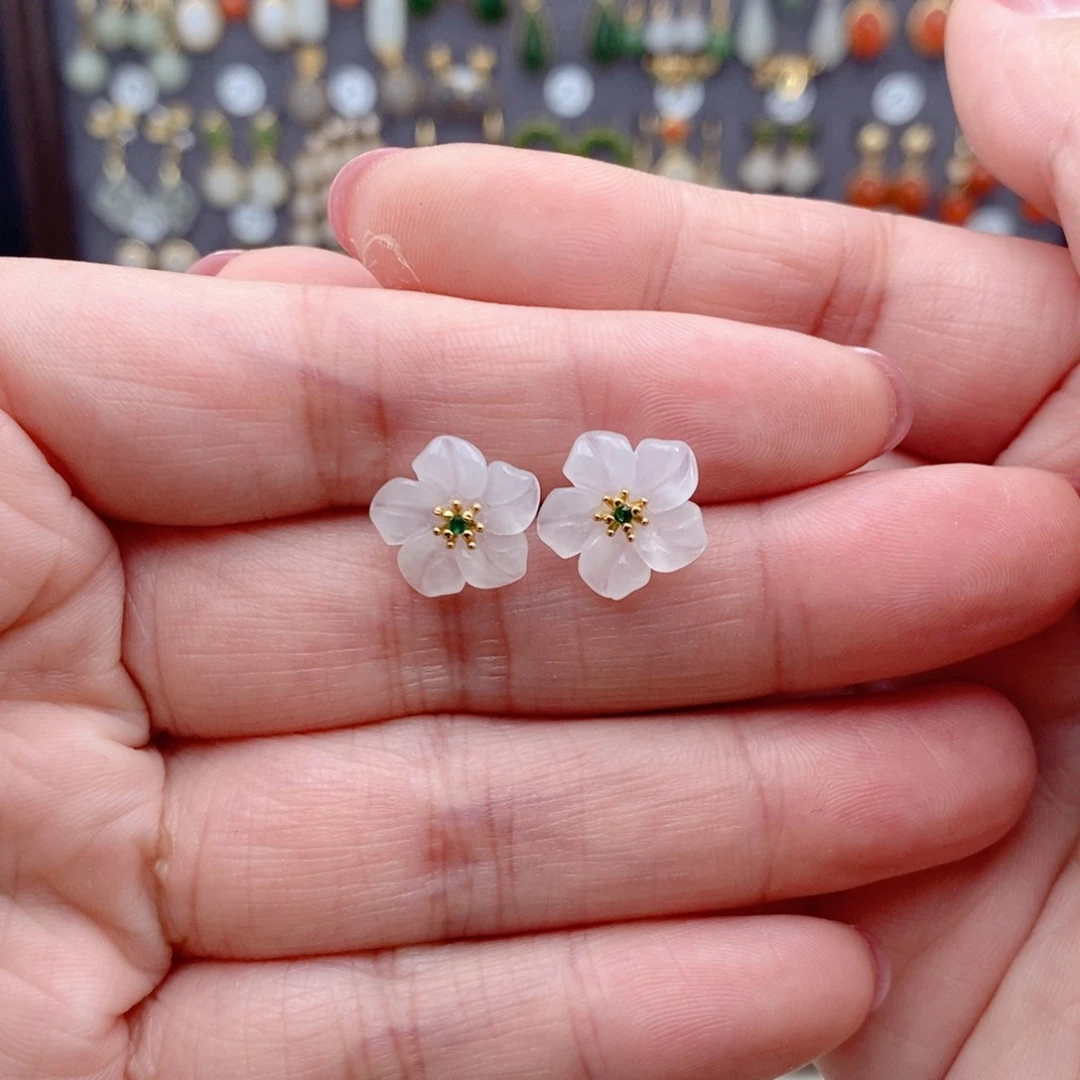 银S925镶嵌和田玉耳饰青**?