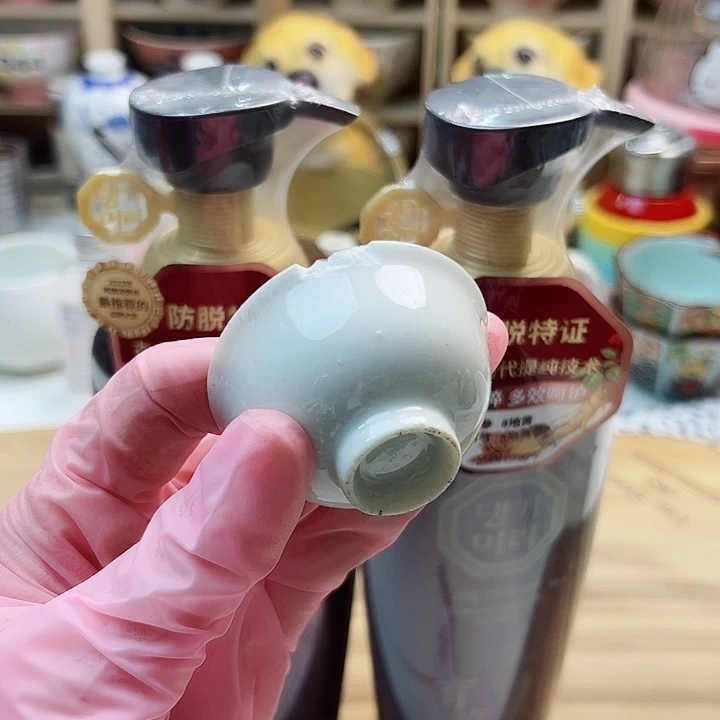 15586858868898899996