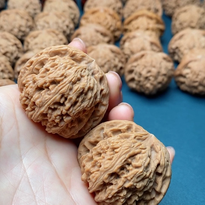 文玩核桃把件42南疆石