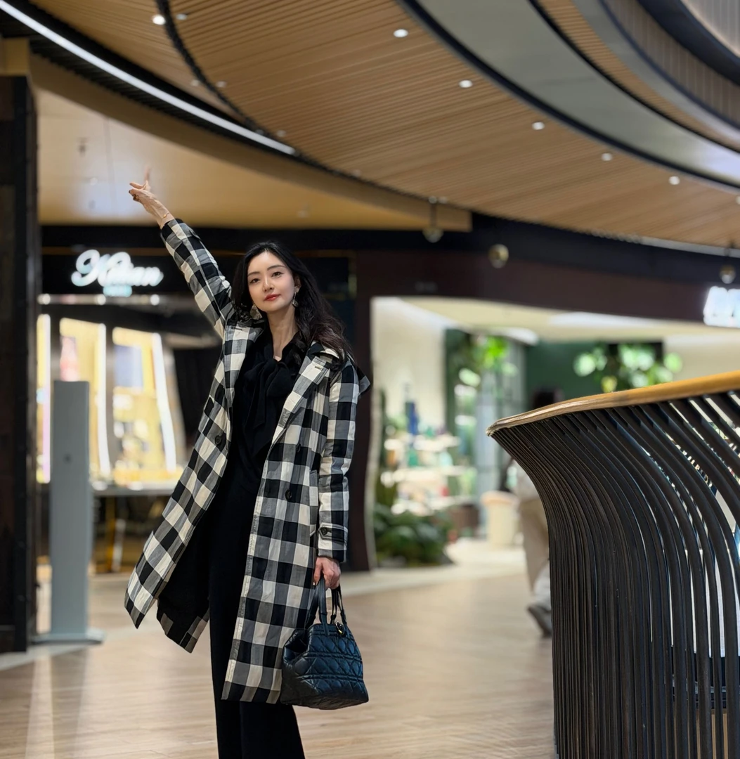 【苏西Susie】气质格子大摆鹅绒服 2AR350