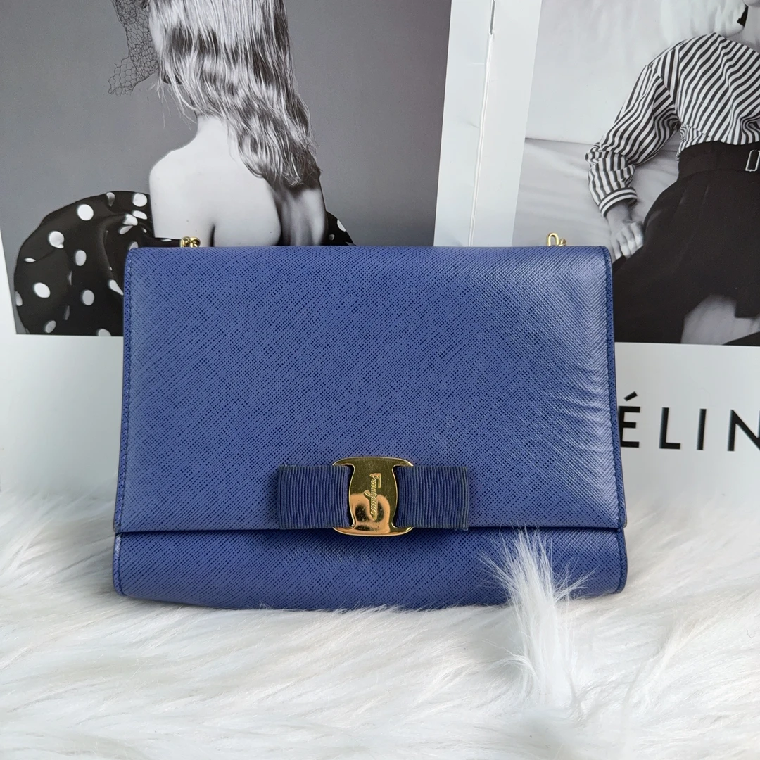 95新 FERRAGAMO/菲拉格慕 菲拉格慕蓝色蝴蝶结链条包C2093