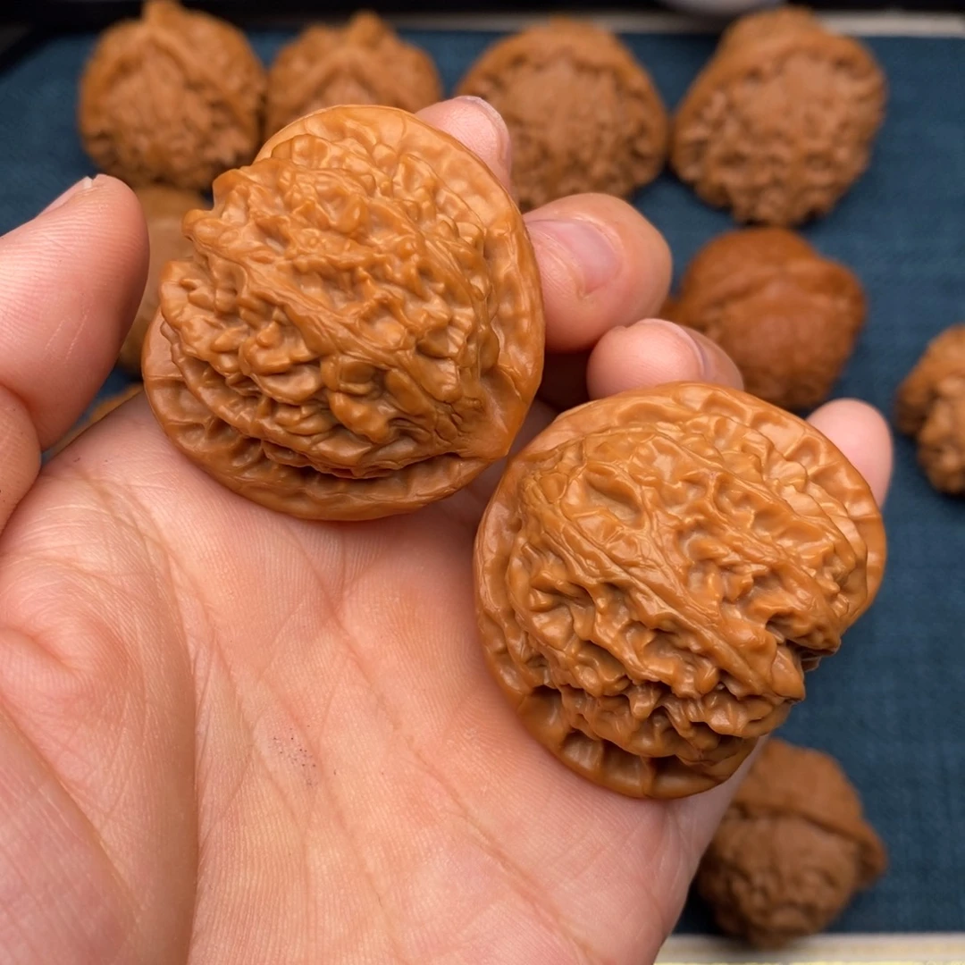 把件文玩核桃40桃心蜡皮宫灯