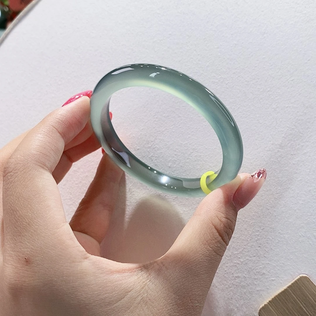 玛瑙/玉髓手镯未镶嵌52.7