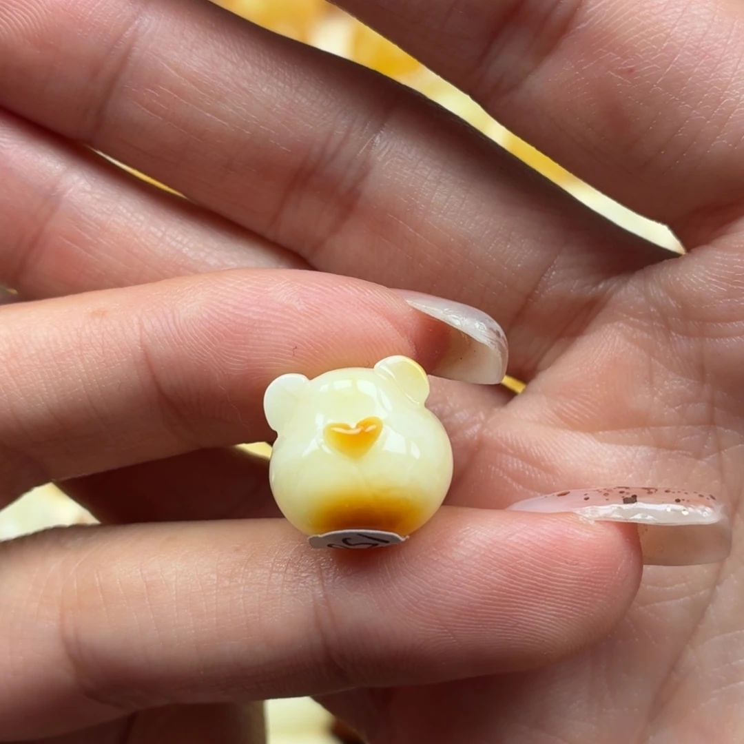琥珀未镶嵌裸石蜜蜡