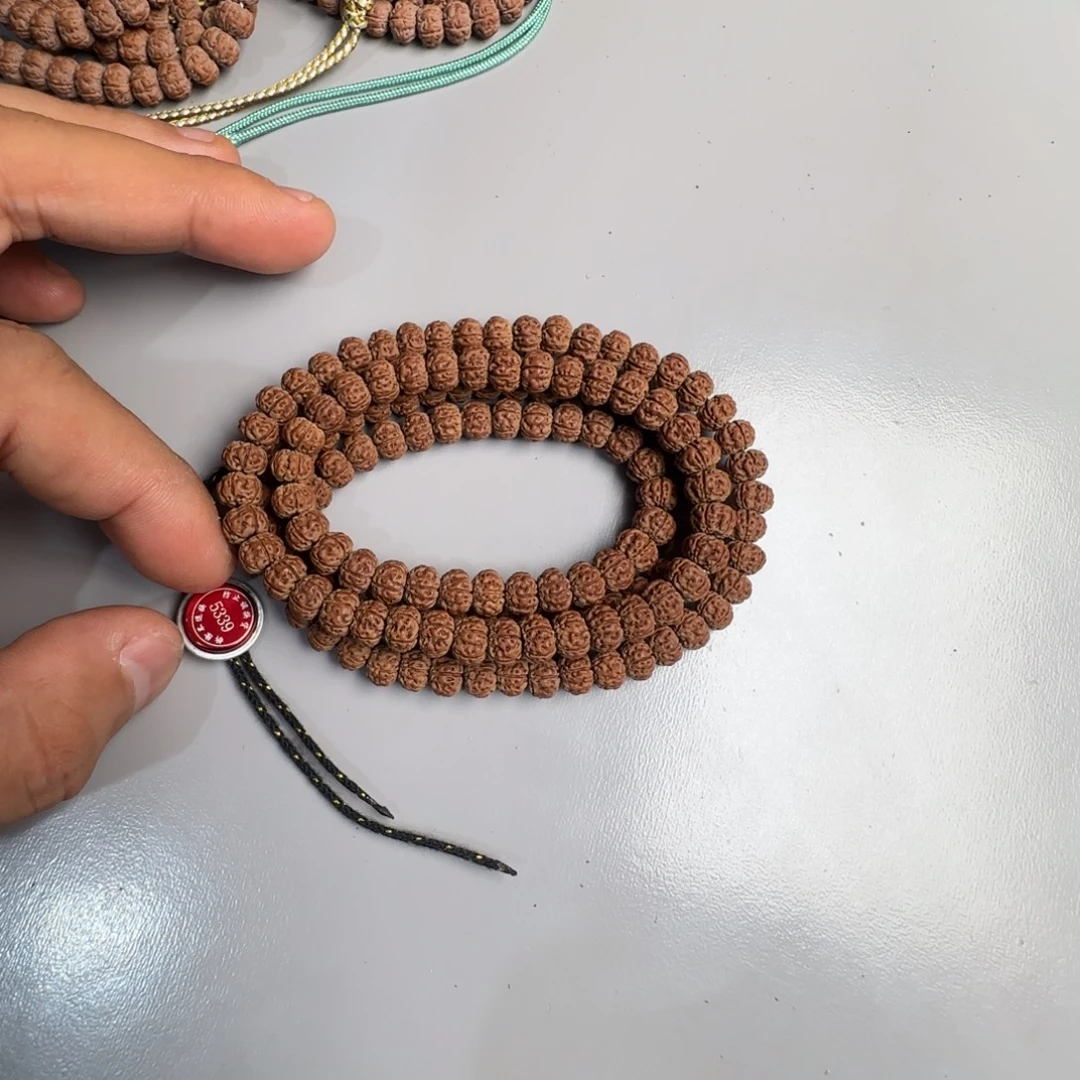 爱***哆一物一图老树梅花8.1mm5339