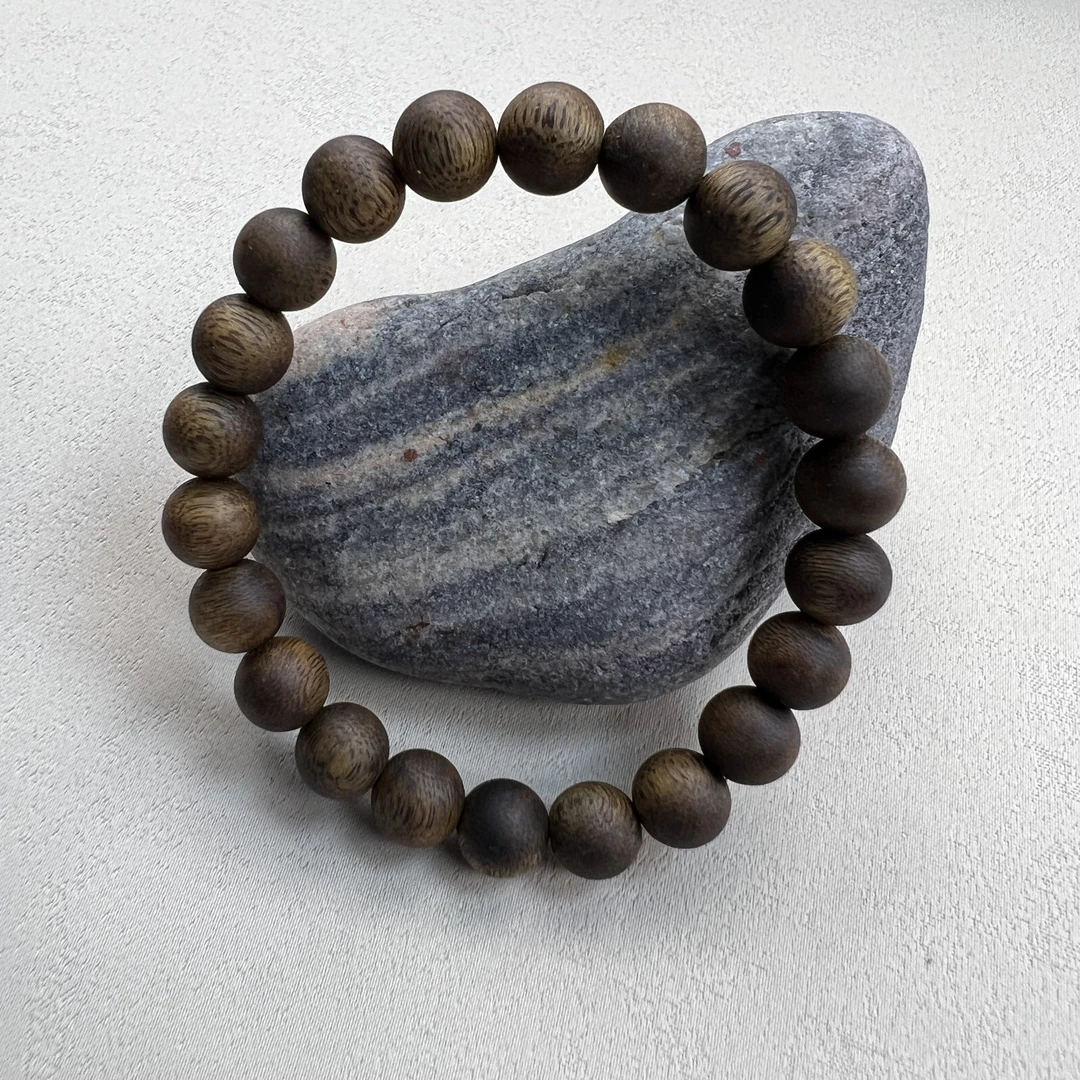 YH-073084海南霸王岭金丝密结老料沉香0.9单圈约6g