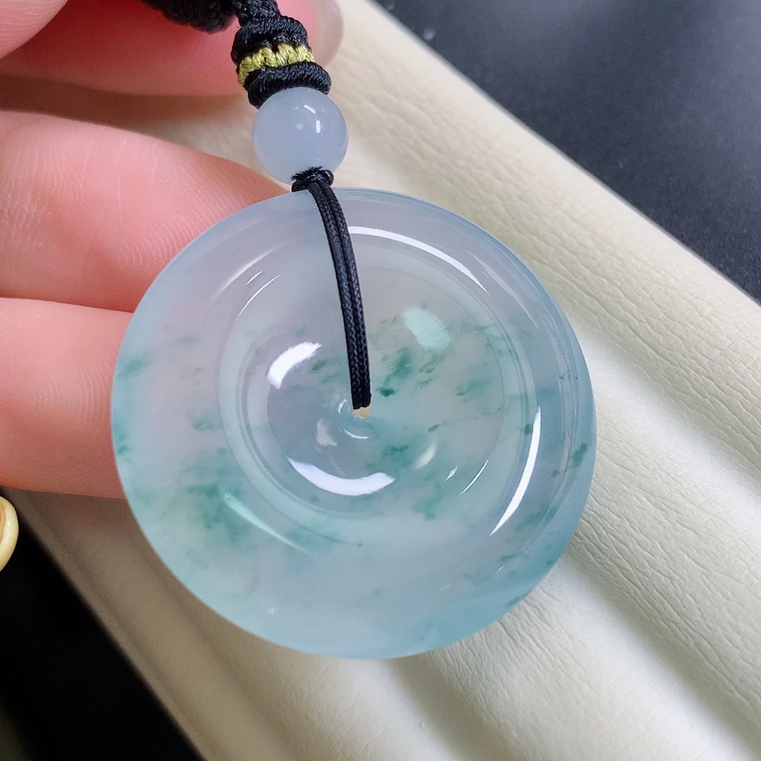 颈饰未镶嵌翡翠扣子