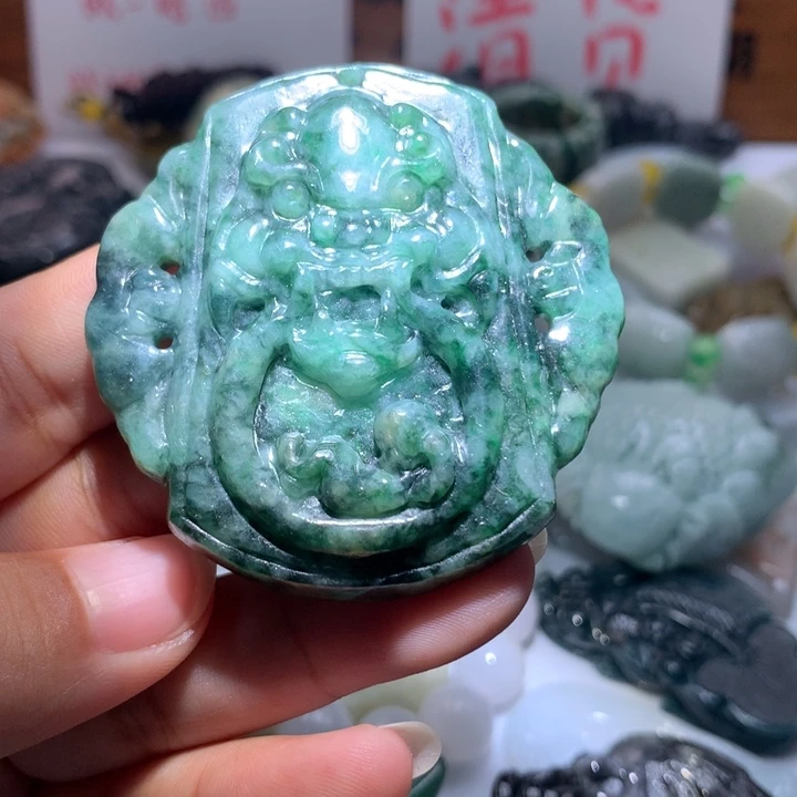 翡翠未镶嵌颈饰保真天然A货翡翠
