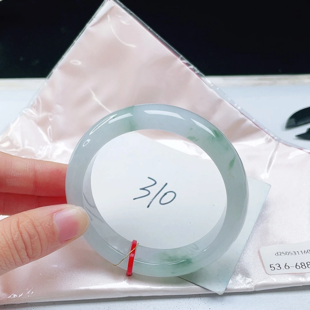 翡翠未镶嵌手镯53+正圈