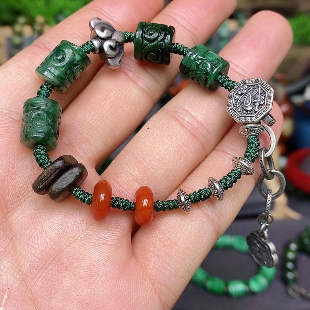 翡翠手链未镶嵌漂亮美眉