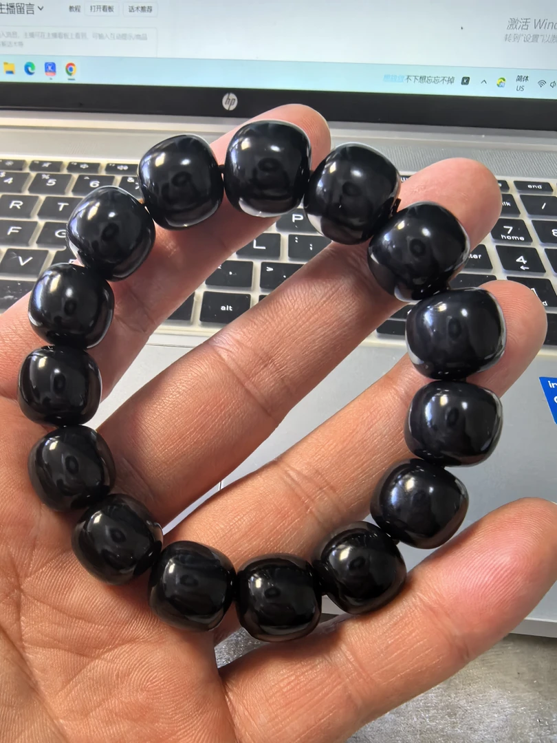 新疆和田玉聚墨青花老型卡14