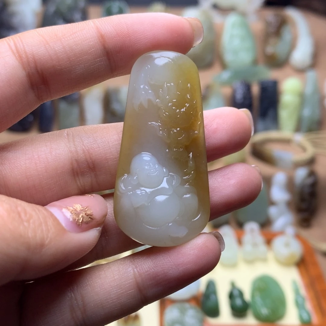 和田玉挂件未镶嵌木*