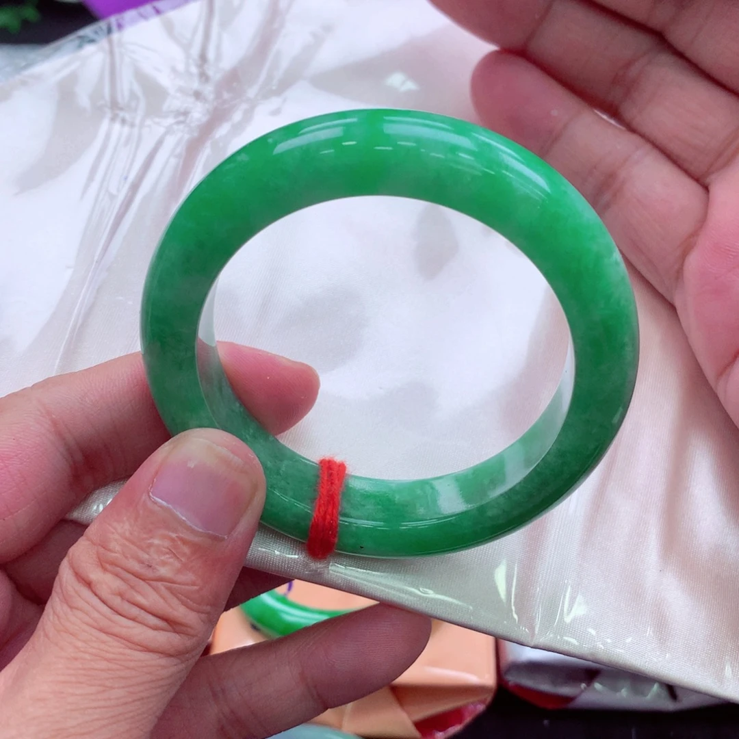 未镶嵌手镯翡翠翡翠