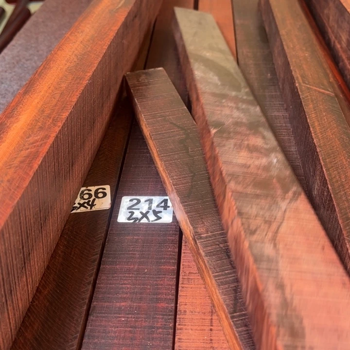 木洪****边260紫檀