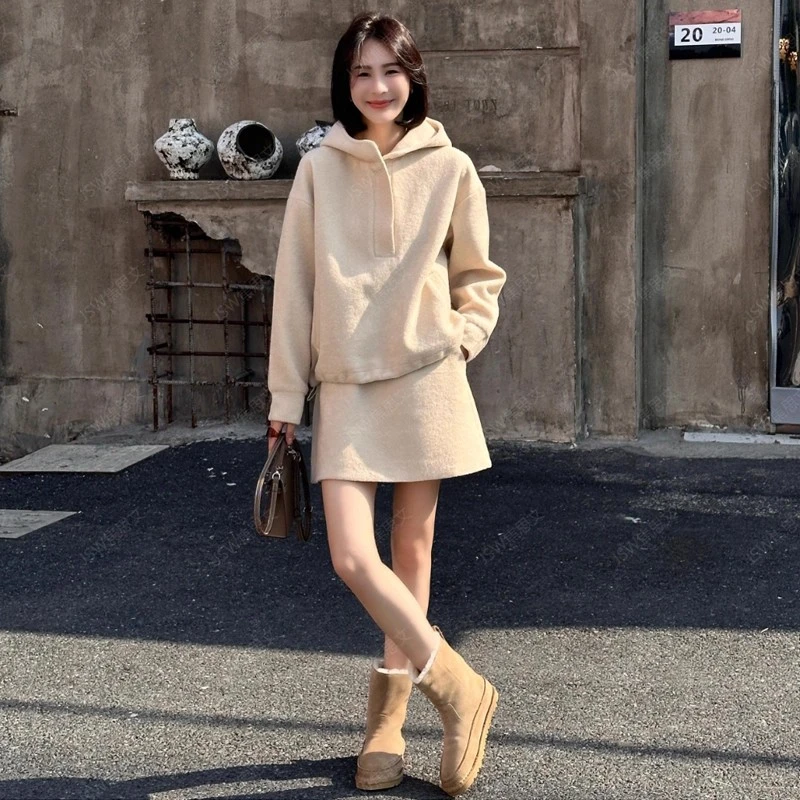 加绒加厚时尚毛呢套装女2025冬季新款洋气连帽卫衣半身裙两件套潮