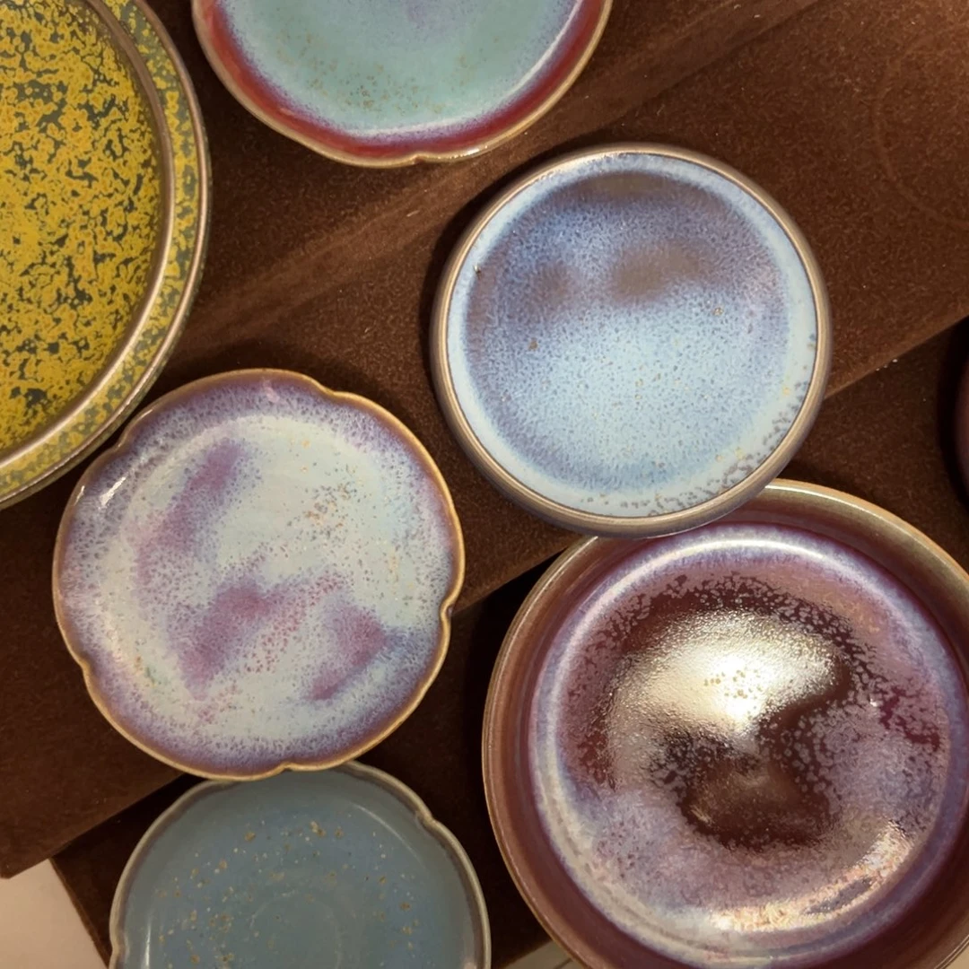 摆件瓷直播间升级，持续清货中