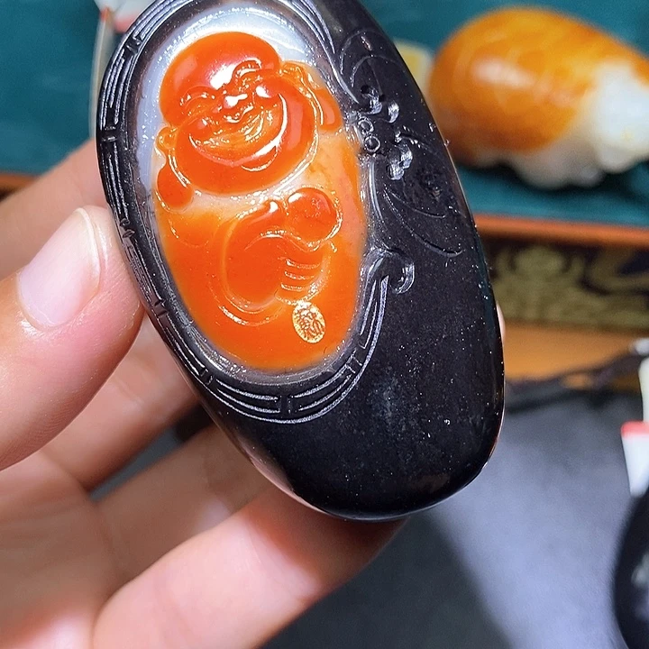 草***物和田玉未镶嵌挂件