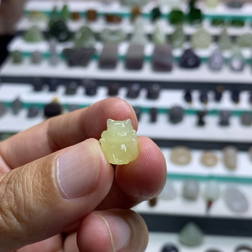 【闪购商品】颈饰未镶嵌和田玉