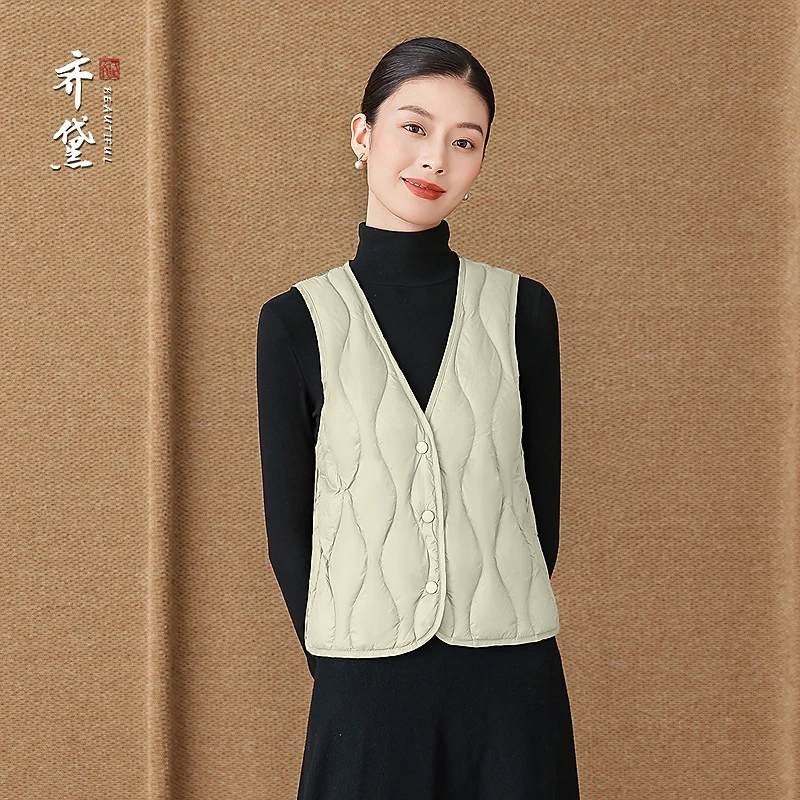 齐黛羽绒服马甲女外穿2025秋冬新款加厚保暖内搭90白鸭绒妈妈马夹