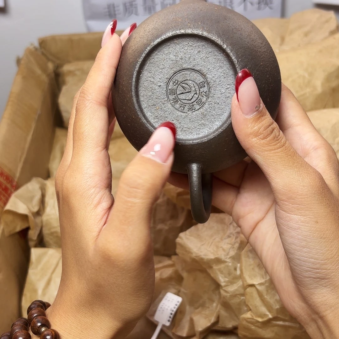 甄选宜兴本土紫砂壶