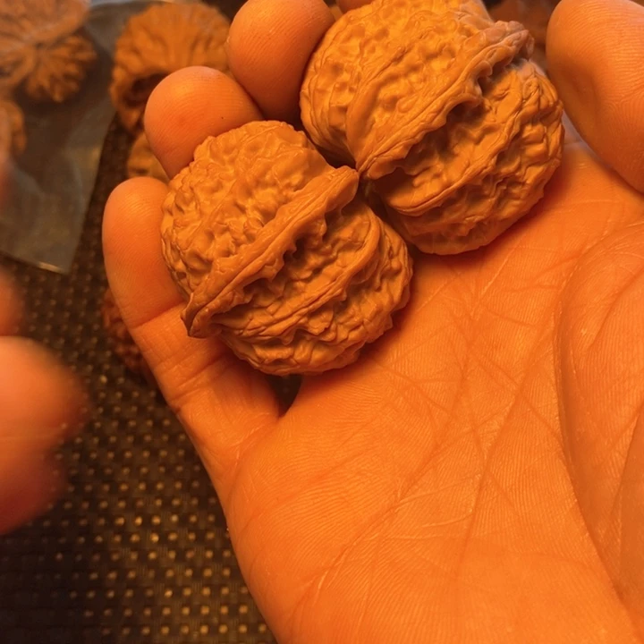 文玩核桃吊坠奇****4三角白40尺