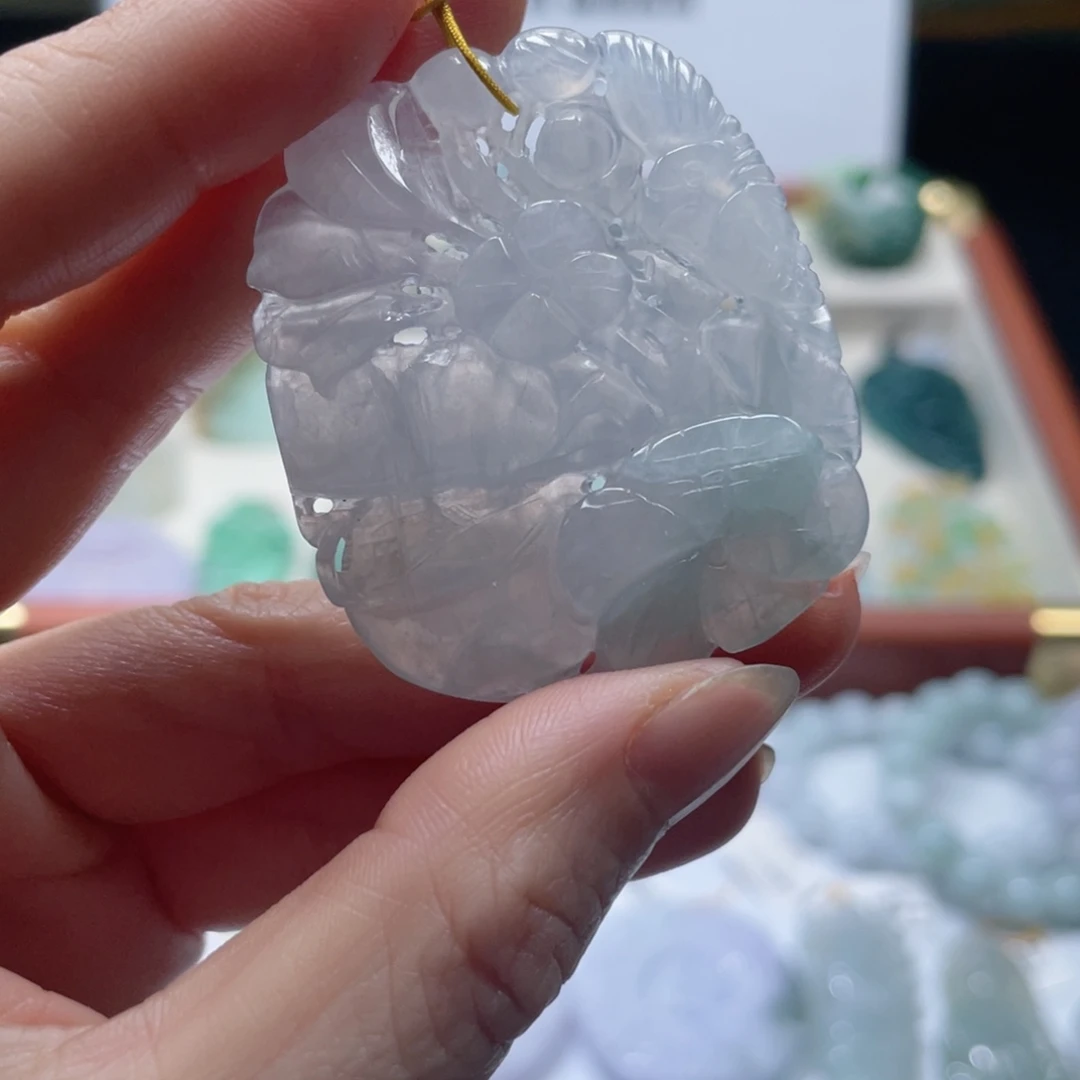 翡翠未镶嵌颈饰翡翠21