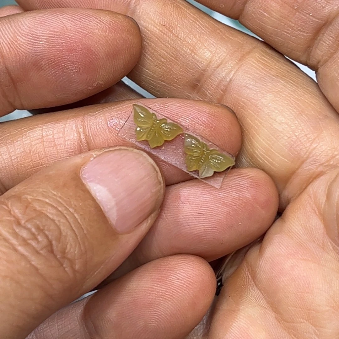 定制翡翠未镶嵌蝴蝶