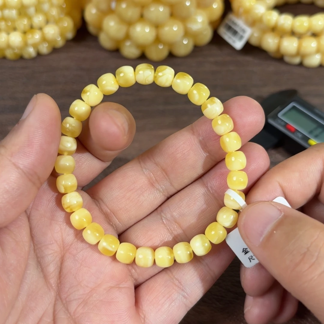 琥珀未镶嵌裸石0060000000