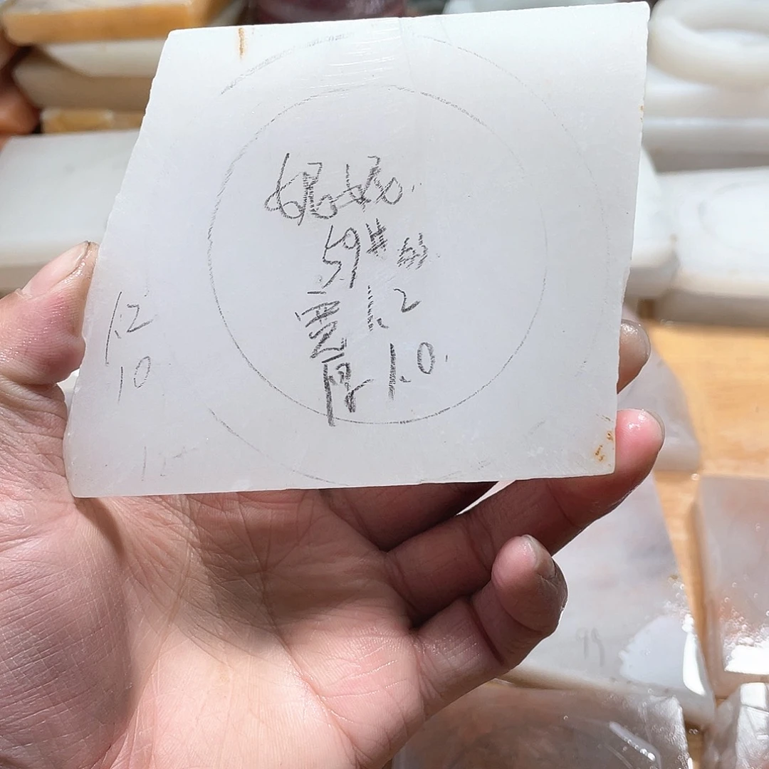 石英质玉未镶嵌手镯妮*?定制加工