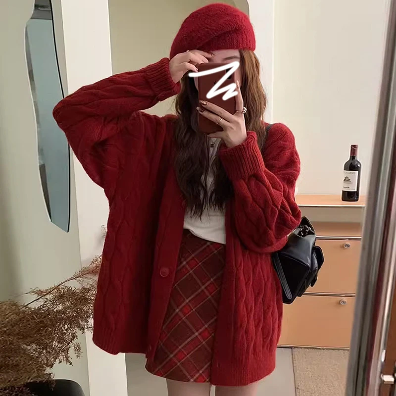 孕妇装韩系气质红色2025年秋季新款毛衣外套格纹开衫休闲毛衣