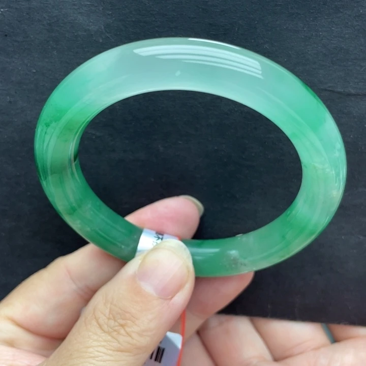 石英质玉未镶嵌手镯53.8