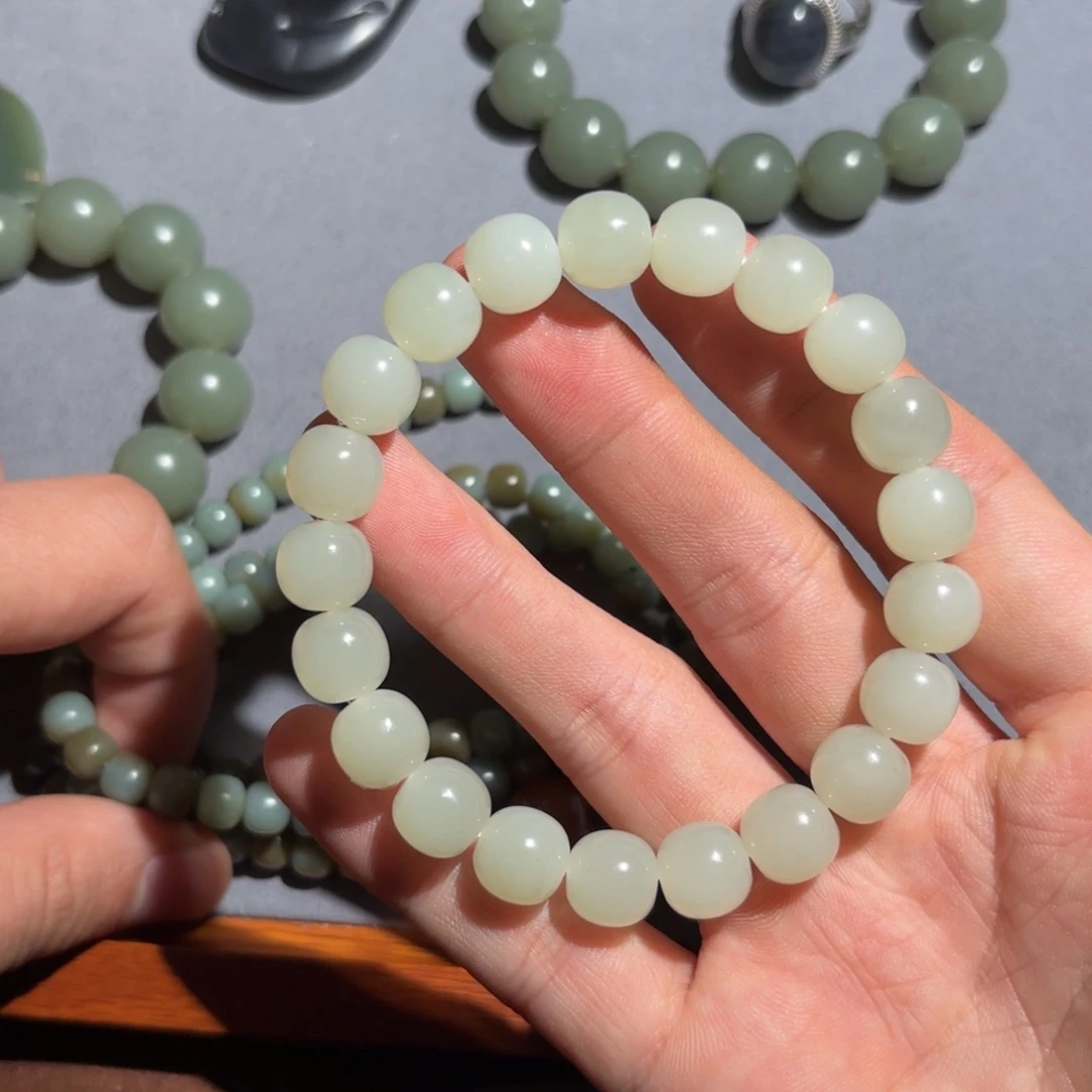 和田玉手链未镶嵌伏**英