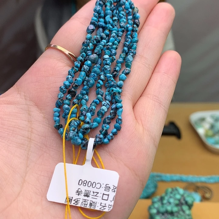 绿松石未镶嵌原矿