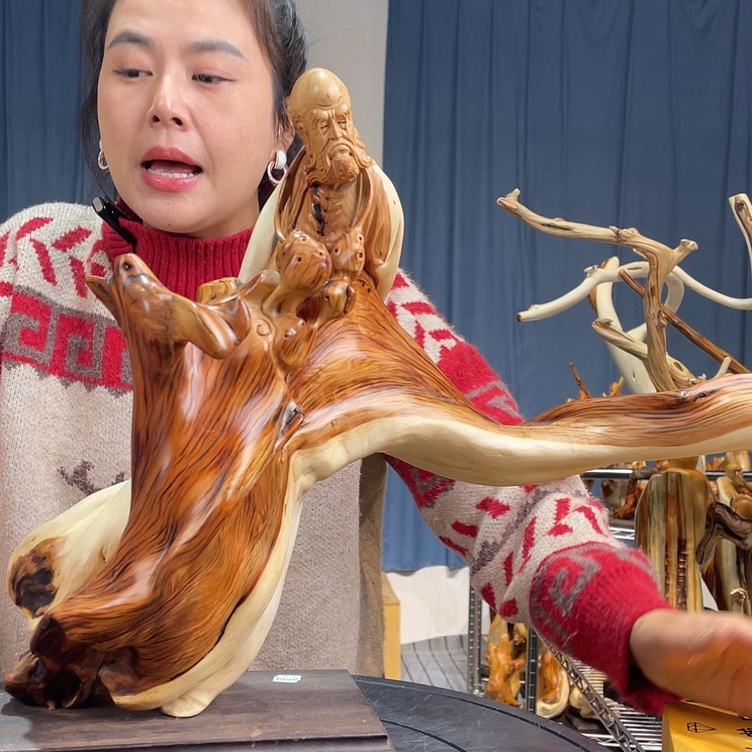 柏木（崖柏）随型艺术根雕