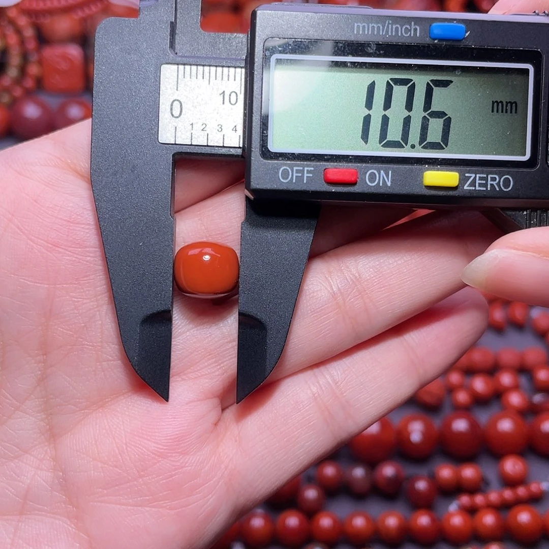 未镶嵌老型10.6有瑕南红玛瑙