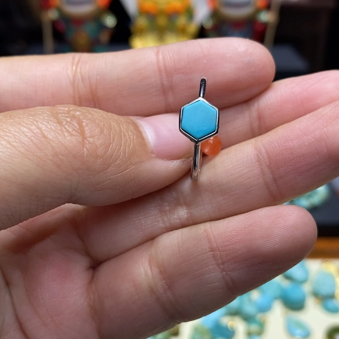 南红玛瑙配饰未镶嵌