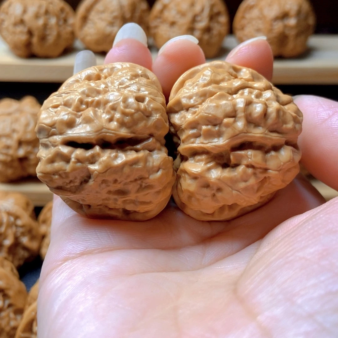 文玩核桃吊坠蛤蟆头40