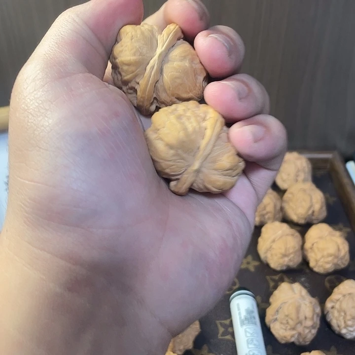 人***想文玩核桃文玩核桃