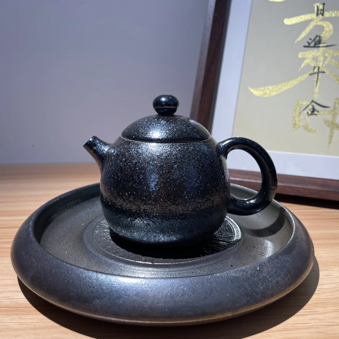 云南建水紫陶柴烧壶。180ML