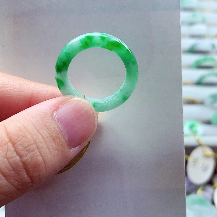 翡翠戒指未镶嵌15号