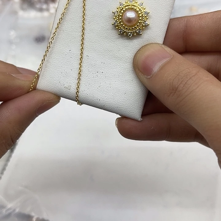 颈饰未镶嵌淡水珍珠00879