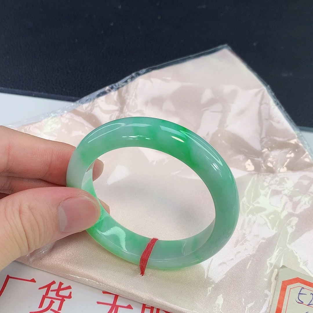 翡翠手镯未镶嵌012缅甸天然翡翠A货