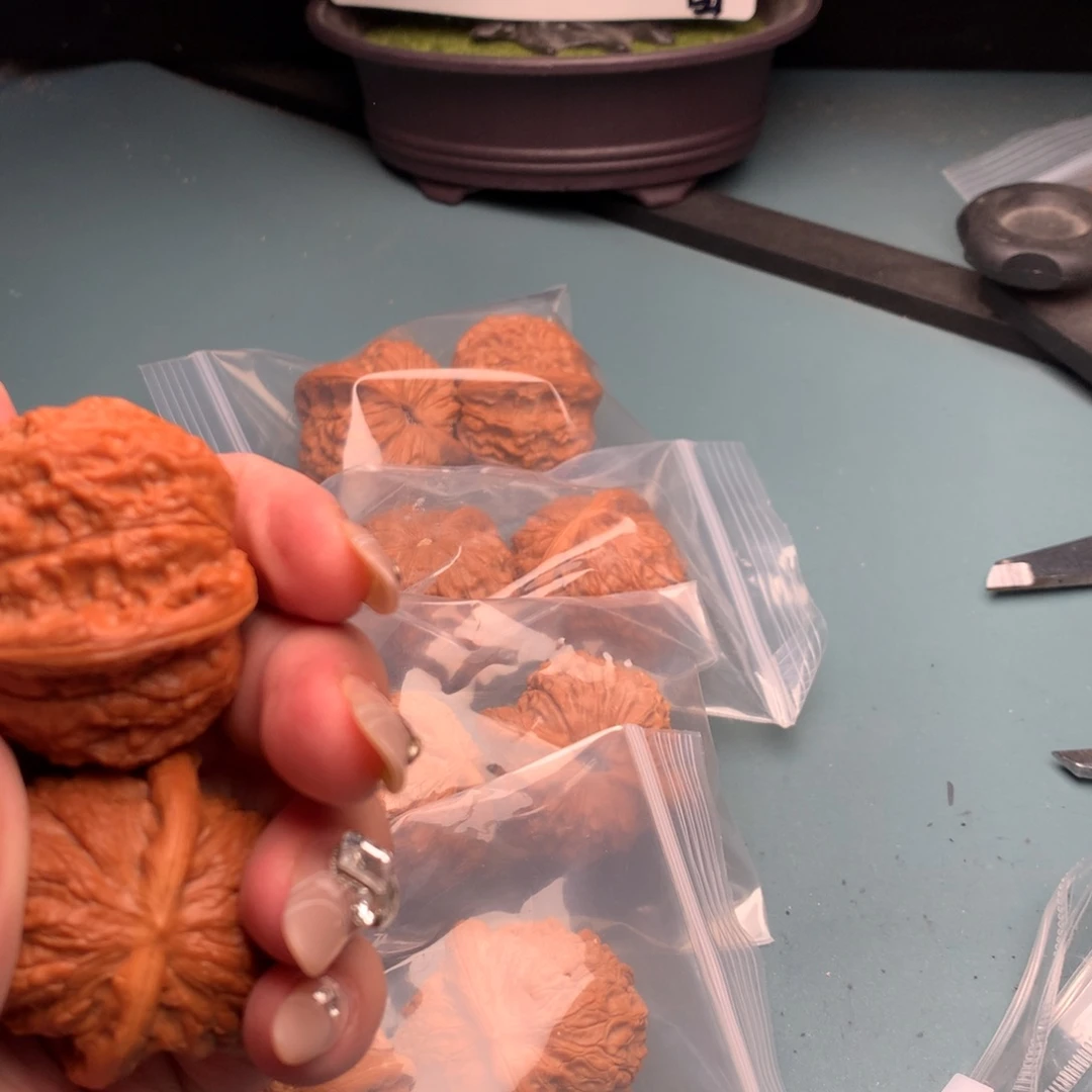 文玩核桃把件血麒麟4243